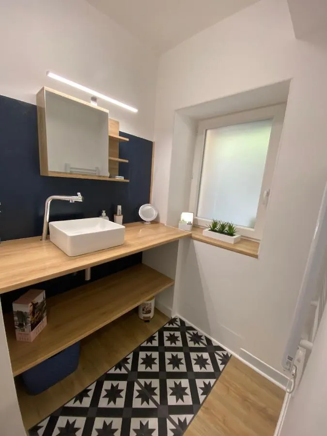 Apartment Bel Appartement T2 Rdc Tout Equipe Avec Cour Les Cocons De Madenn Lamballe France